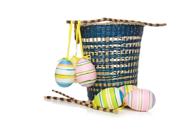Basket with the painted eggs — Stock Photo, Image