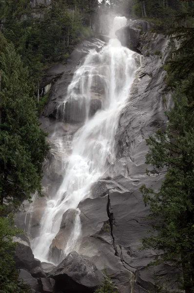 ブライダル滝 ロイヤリティフリーのストック画像