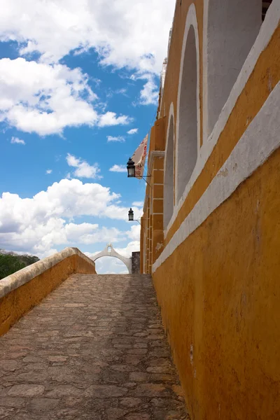 Klasztor na Jukatanie — Zdjęcie stockowe