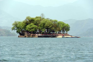 Pokhara Gölü