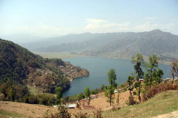 Jezioro Pokhara — Zdjęcie stockowe