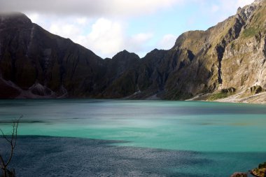 Pinatubo Yanardağı