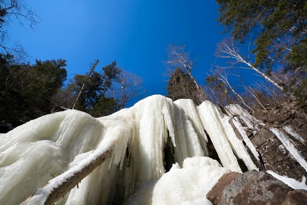 Frozen waterfall — Stock Photo, Image
