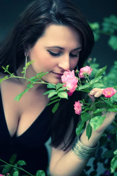 Růže dívka — Stock fotografie