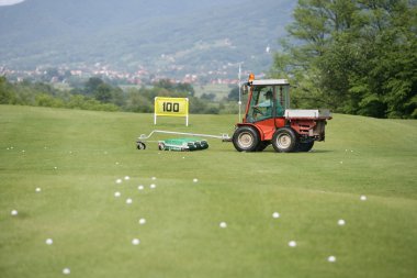 Golf course maintainance clipart