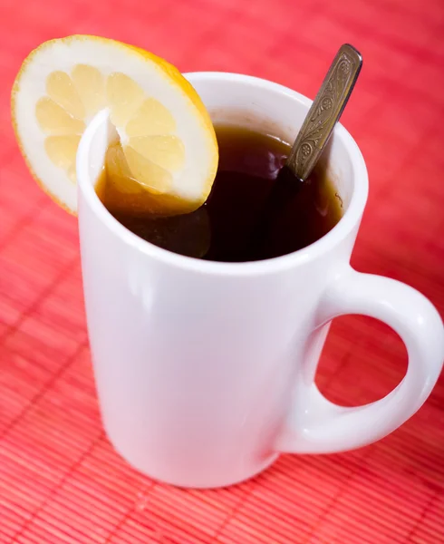 Cup met zwarte thee — Stockfoto