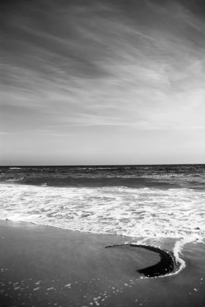 Koła i morze — Zdjęcie stockowe