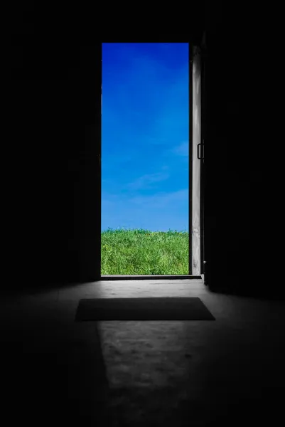 Öppnade dörren — Stockfoto
