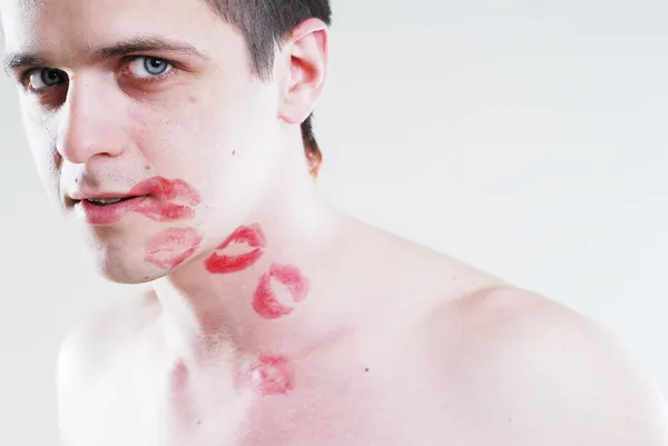 Küsse im Gesicht — Stockfoto