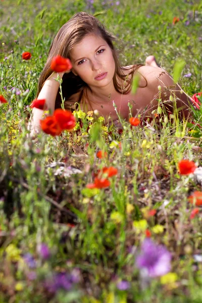 Woman and nature — Stock Photo, Image