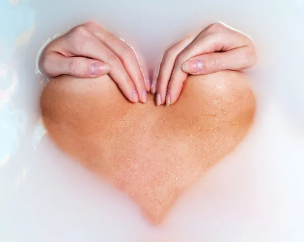 Srdce z prsou — Stock fotografie