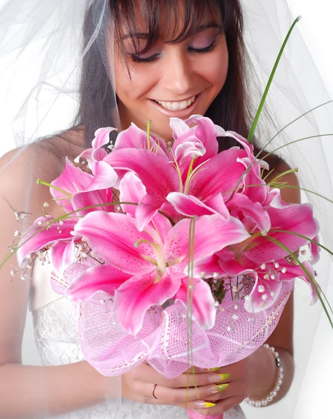 Sposa con bouquet — Foto Stock