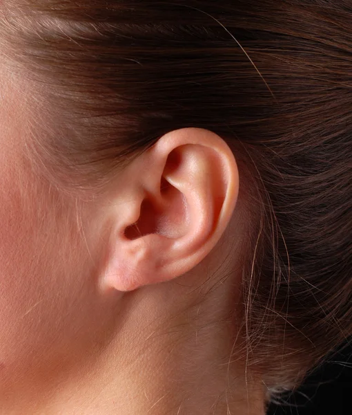 Ženské ucho — Stock fotografie
