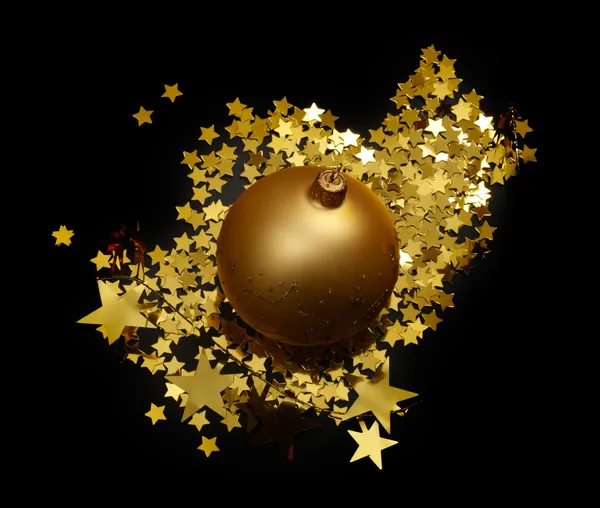 Kerstballen en decoratie op zwart — Stockfoto