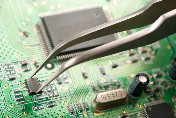 Assembling a circuit board — Stock Photo, Image