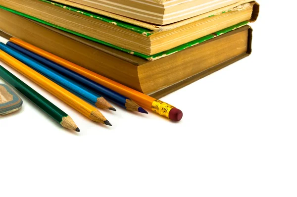 Kalemler ve kitaplar. — Stok fotoğraf