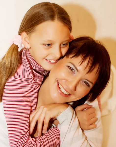 Moeder en haar dochter — Stockfoto