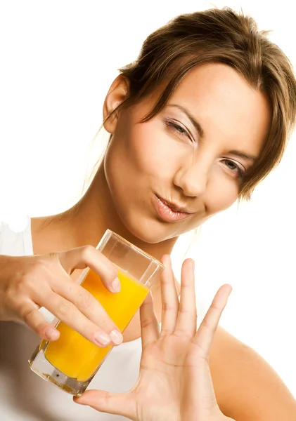 喝橙汁的女人关门了 — 图库照片