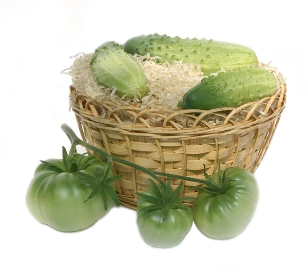 Grüne Tomaten und grüne Gurken — Stockfoto
