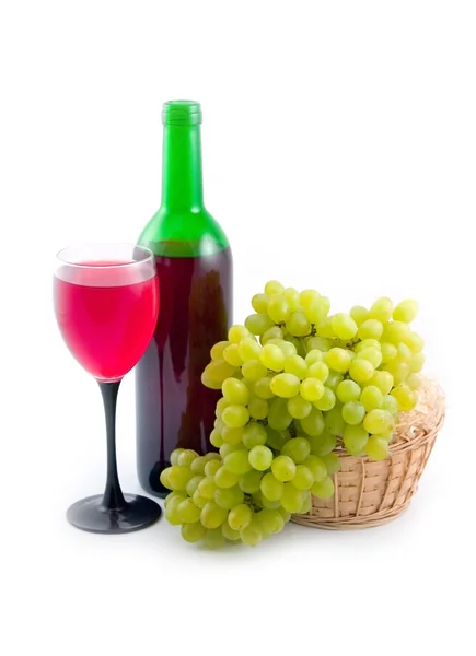 Rotwein und reife, schmackhafte Trauben — Stockfoto