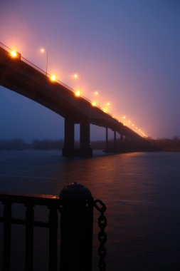 Işıklı köprü