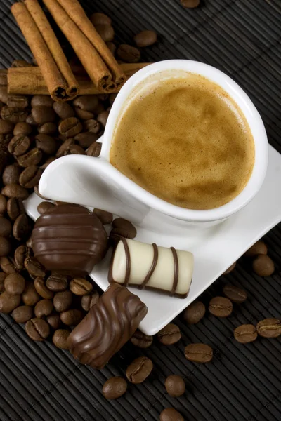 Café y chocolate —  Fotos de Stock