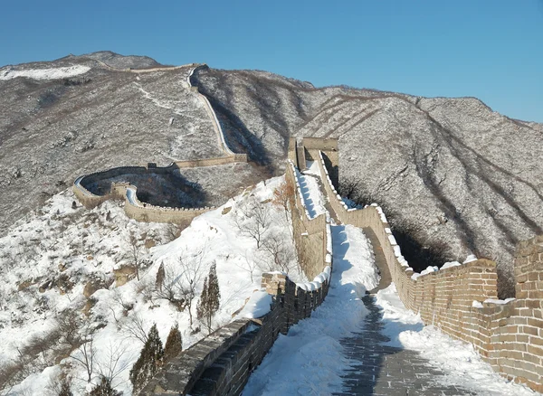 Gran muralla bajo la nieve —  Fotos de Stock