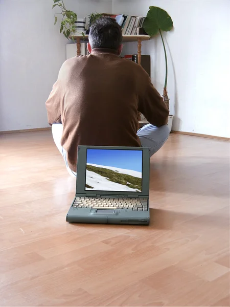 Laptop no interior — Fotografia de Stock