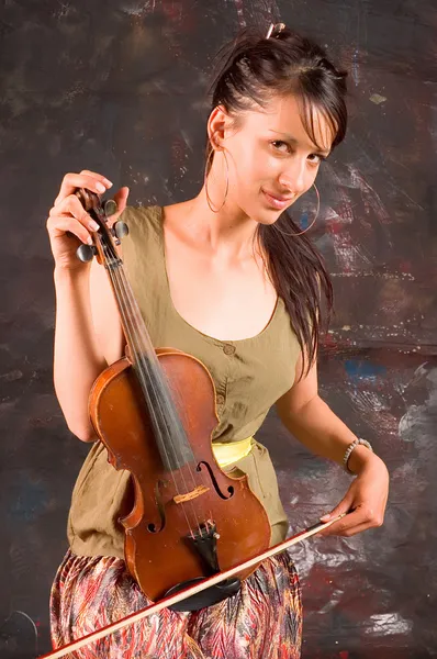 Girl with violin — Stock Photo, Image