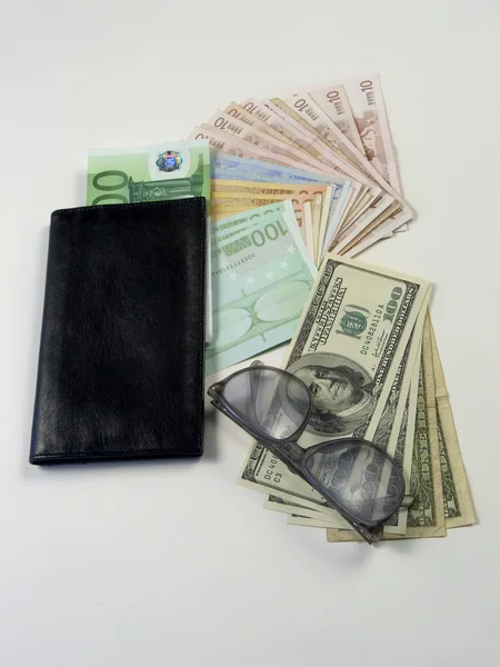 Dinheiro e carteira — Fotografia de Stock