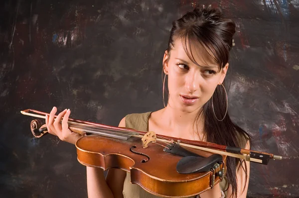 Dívka s housle — Stock fotografie