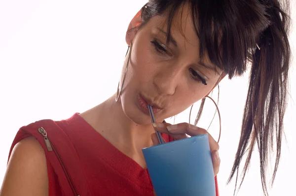 Juice för flickdrickande — Stockfoto