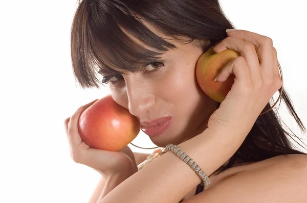 Жінка їсть яблуко — стокове фото
