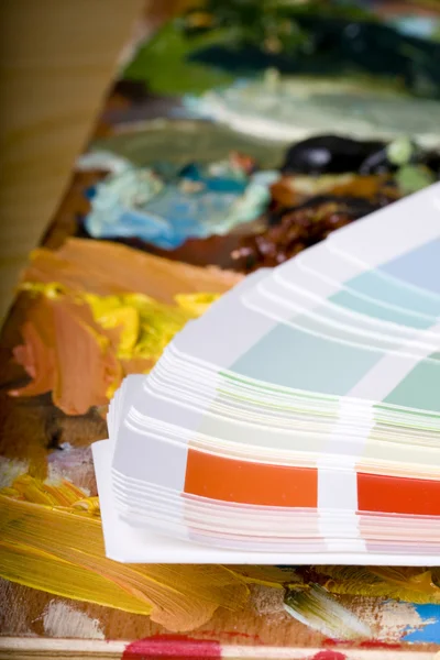 Color chart and artistic paint — Stock Photo, Image