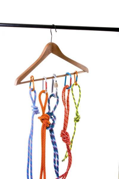 Klimmen touwen op hanger — Stockfoto