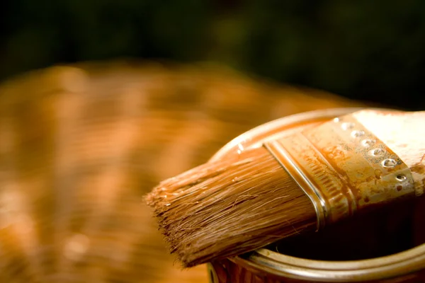 Holz schützende Farbe — Stockfoto