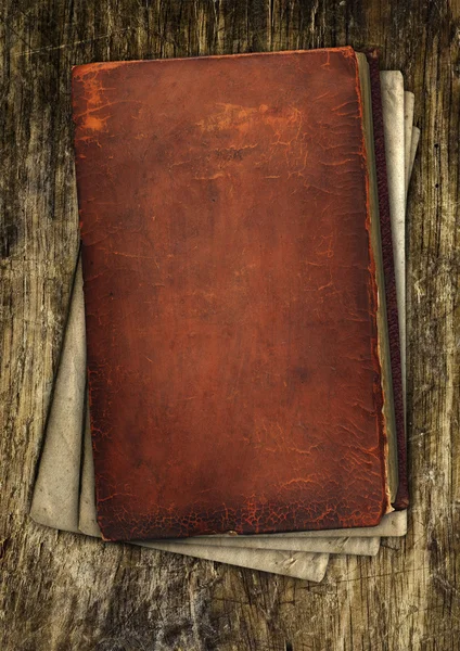 Starodawny stary książki na drewno — Zdjęcie stockowe