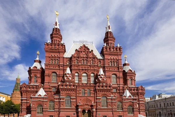 Historical museum on red square — Stock Photo, Image