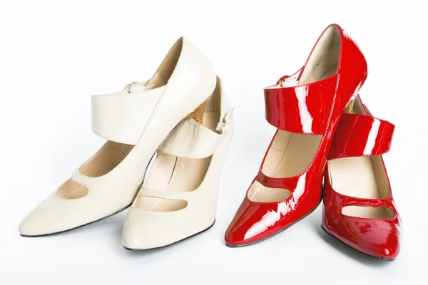 İki yeni Bayan Ayakkabı çiftleri — Stok fotoğraf