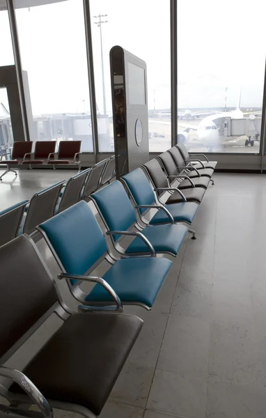Krzesła na lotnisku — Zdjęcie stockowe