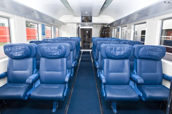 Jumlah kursi kosong di gerbong kereta — Stok Foto
