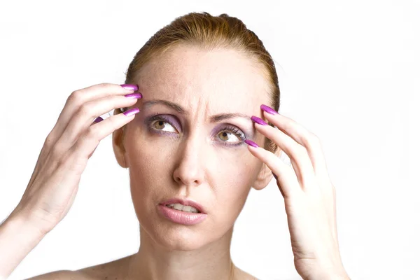 頭の痛みを持っている女性 — ストック写真