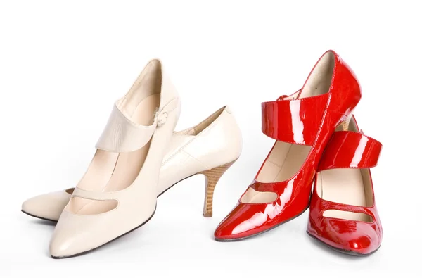 Dva páry elegantní Dámská obuv — Stock fotografie