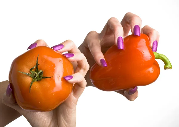 女手与番茄和辣椒 — 图库照片