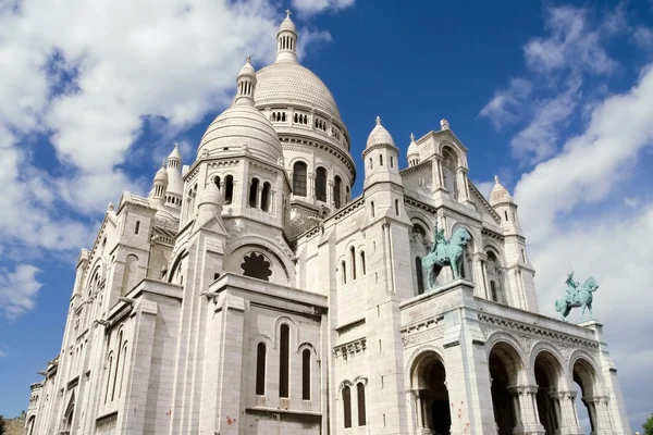 Basílica del Sacre Coeur en Montmatre, París — Foto de Stock