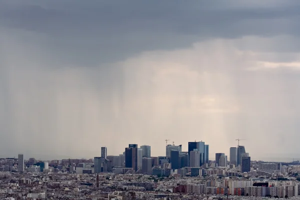 Vihar Párizs város felett — Stock Fotó