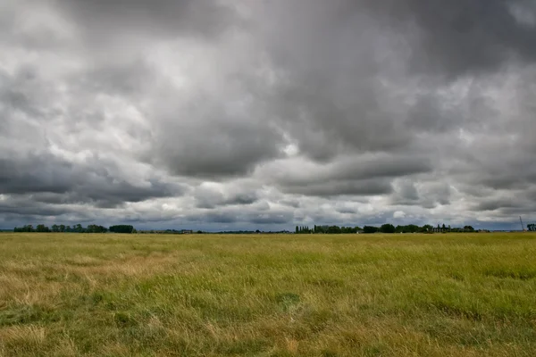 Gewitterwolken nähern sich — Stockfoto