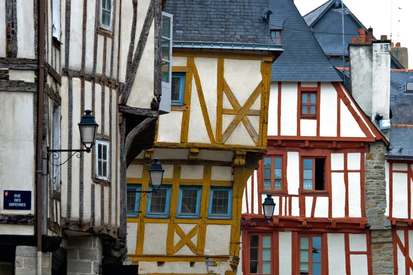 Vannes, Fachwerkhäuser in der Bretagne — Stockfoto