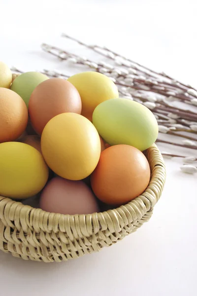 Барвисті Великодні яйця — стокове фото