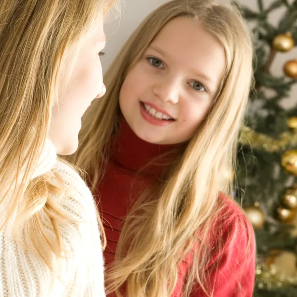 Beautiful young girls — Stock Photo, Image